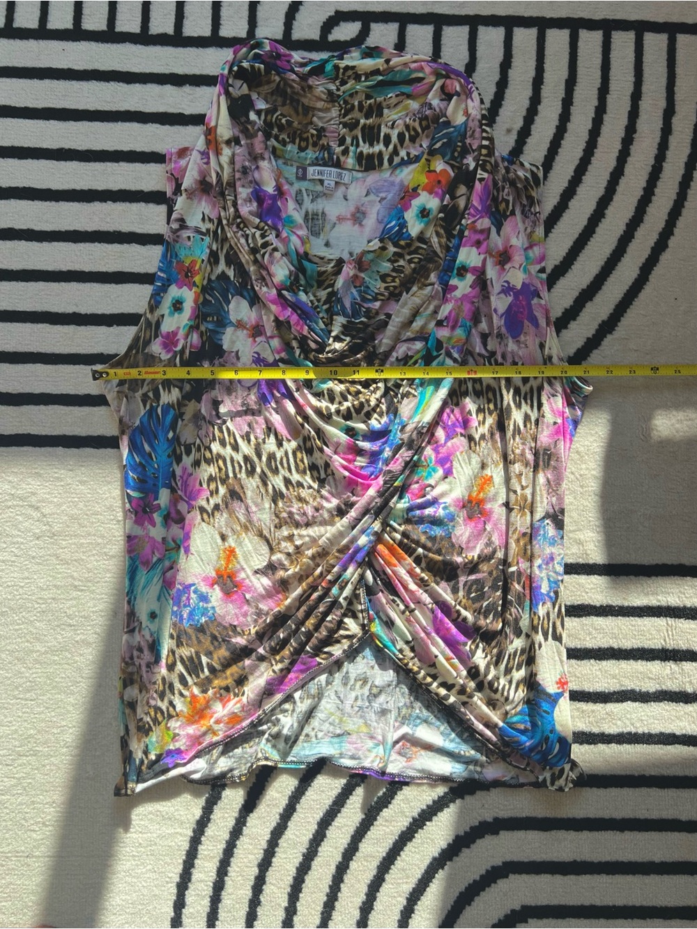 Jennifer Lopez Y2K Aesthetic Leopard Floral Draped Sleeveless Top - Multicolor - Picture 6 of 8